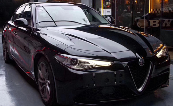 رول فیلم بسته بندی وینیل مشکی پیانوی کشویی 60μM Ultra Gloss Wrapping Car